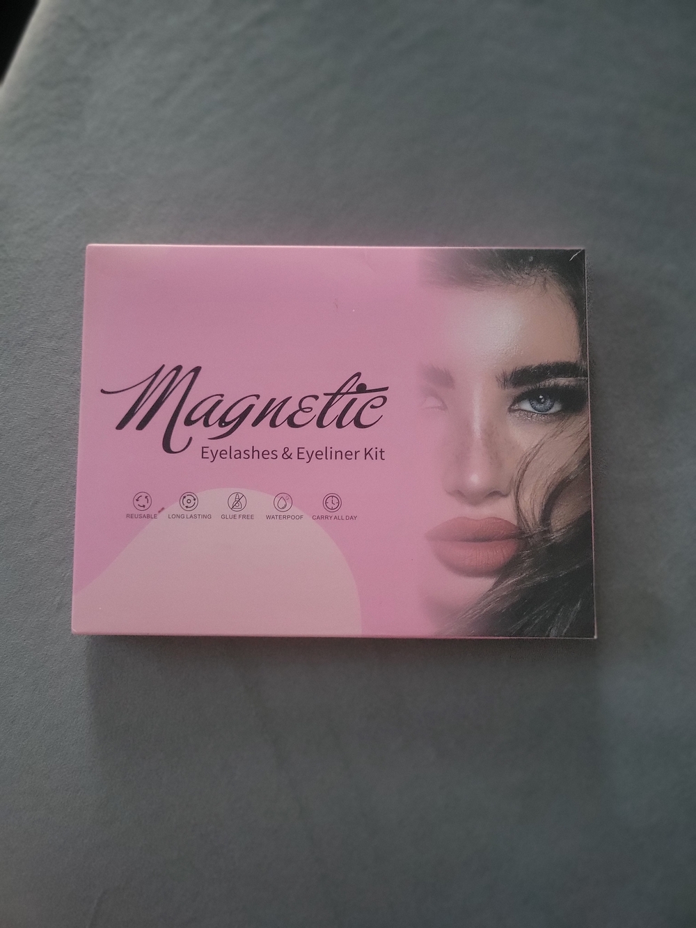 Magnetic Eyelashes & Eyeliner Kit - New